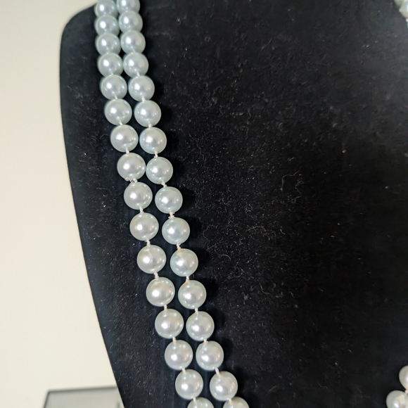 Vintage Blue Pearl Necklace - Picture 4 of 10